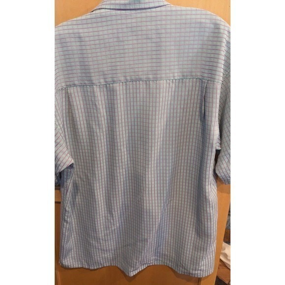 Bugatchi Men's Classic Fit short Sleeve Button Down plaid Shirt‎ Size medium - Picture 2 of 3